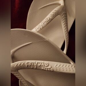 Archie’s Flip Flops